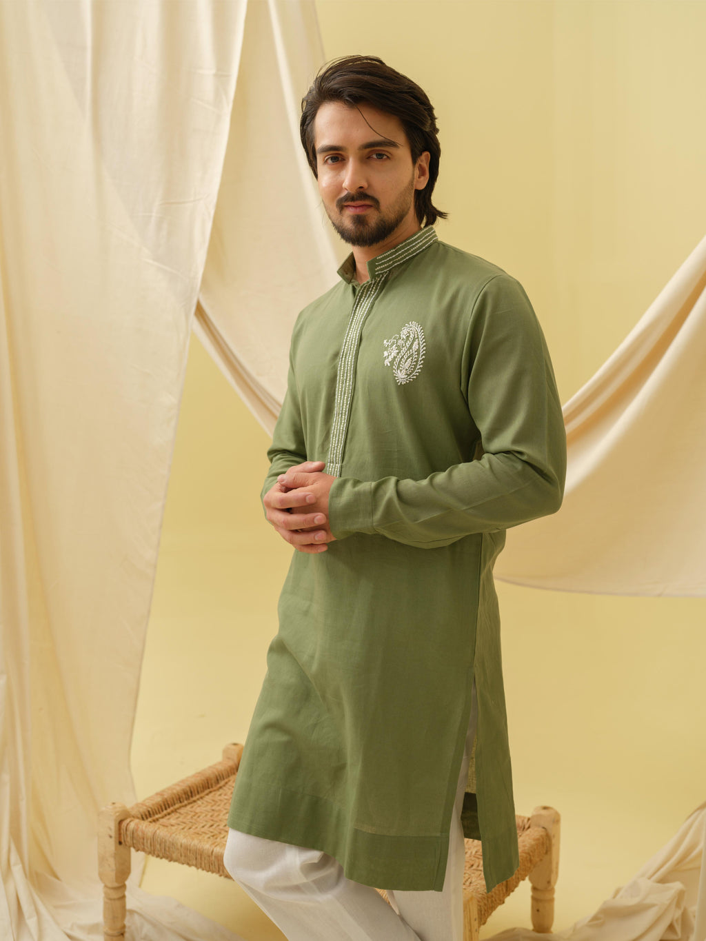 Rajwada Grace Kurta with Motif (Green)